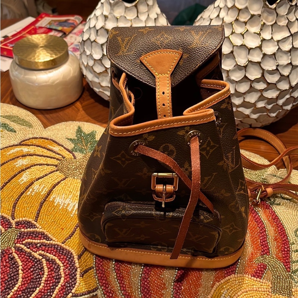 LOUIS VUITTON canvas Monogram Montsouris PM mini Backpack, great used condition.